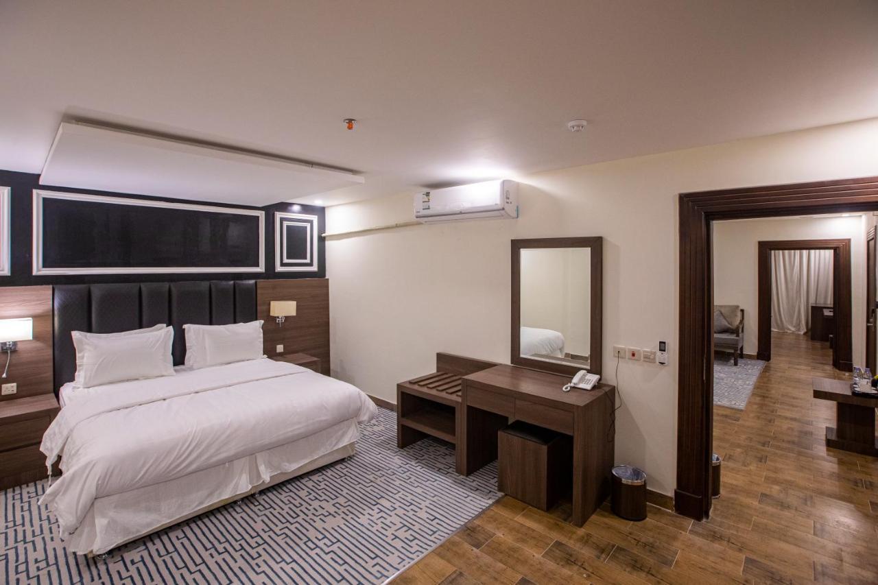 Olive Tree Hotel Tabuk Esterno foto