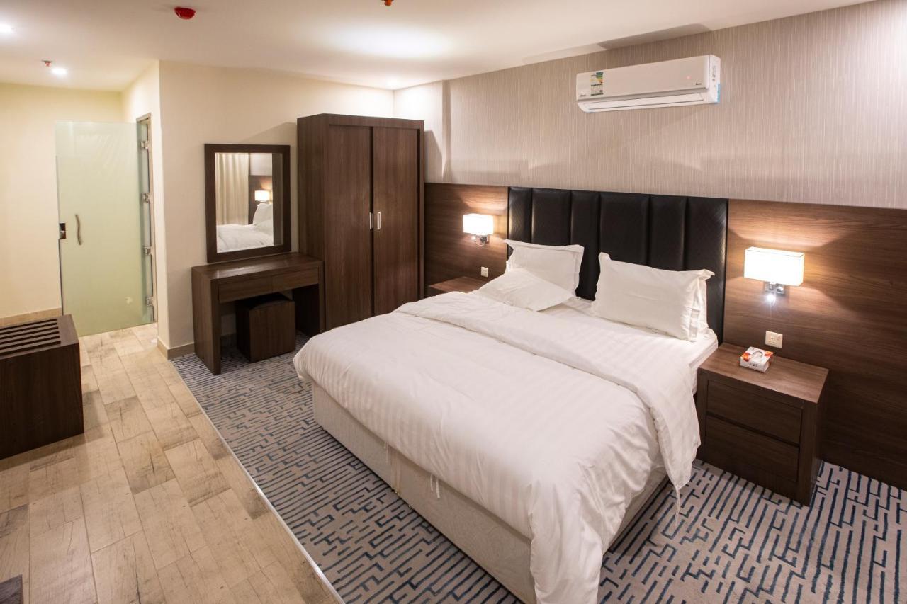 Olive Tree Hotel Tabuk Esterno foto