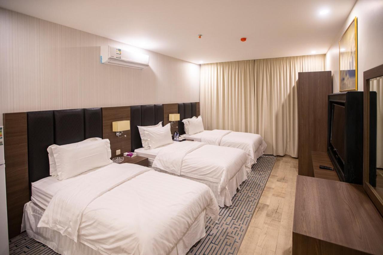Olive Tree Hotel Tabuk Esterno foto