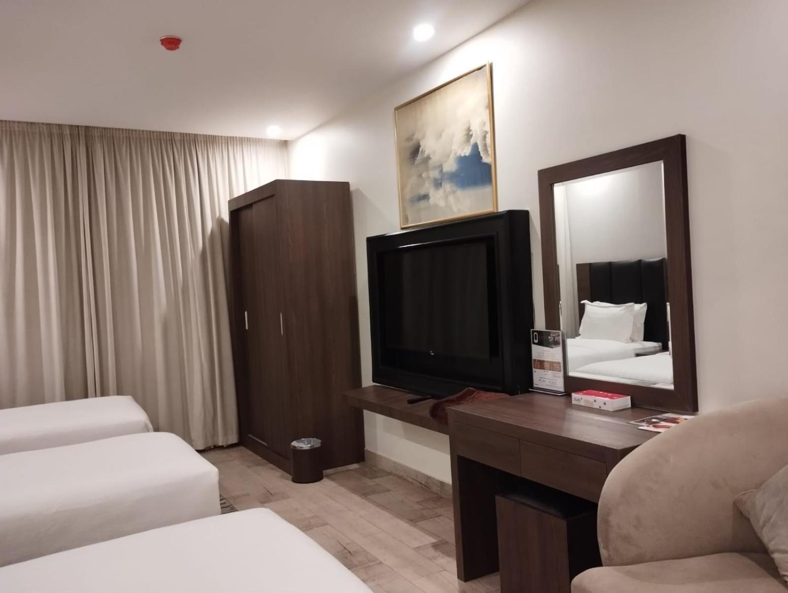 Olive Tree Hotel Tabuk Esterno foto